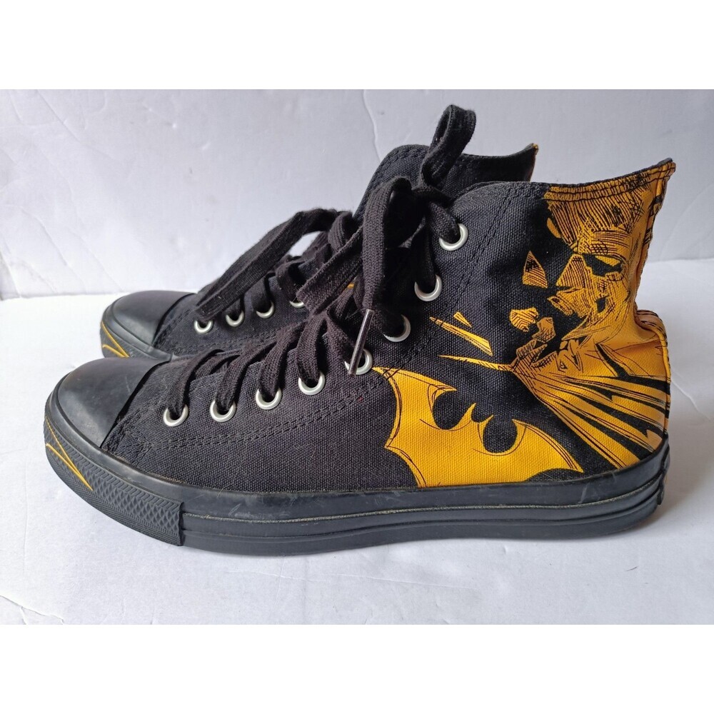 Converse All Star Chuck Taylor Batman Shoes Men's 9 All Over Print High Top